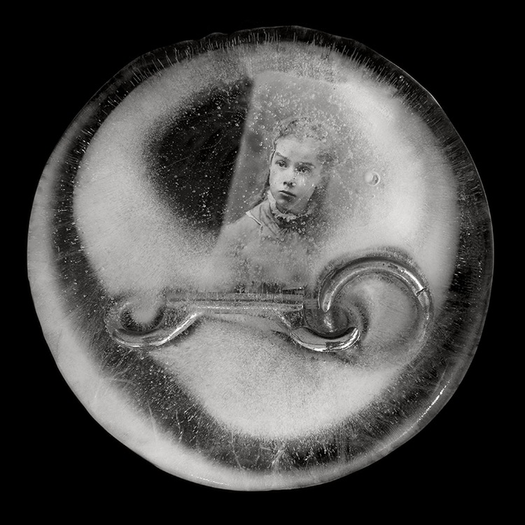 Kirsten Hoving : next page